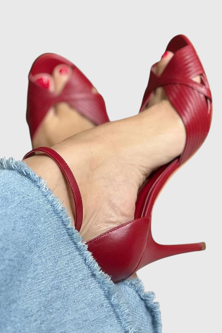 אדווה - נעלי עקב אלגנטיות