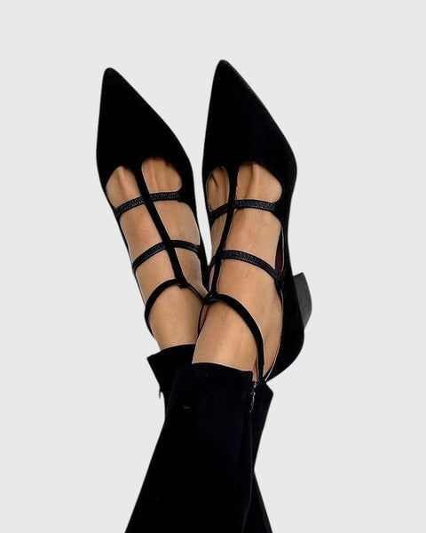 עדי - נעלי דקולטה עם רצועות