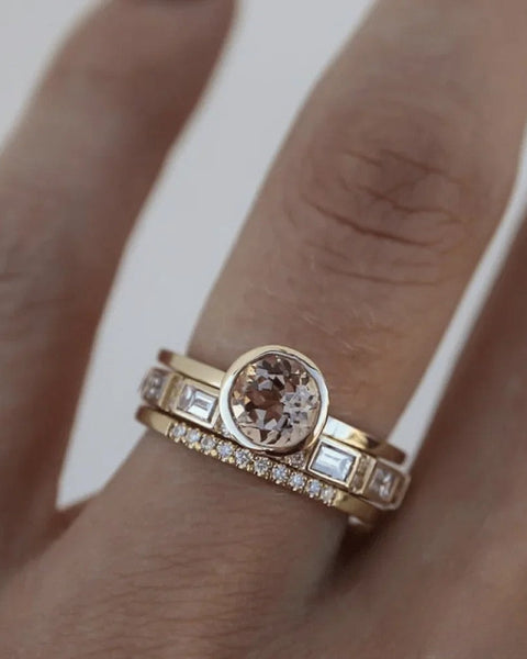 טבעת יוקרתית אלגנטית עם אבנים מרהיבות