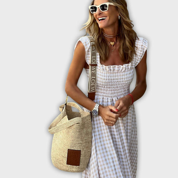 שמלת מקסי עם שרוולים רפויים ודוגמאות פולקה