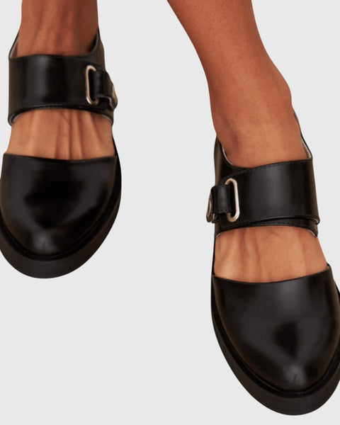 לינה - נעלי מרי ג'יינס עם סגירה בקליפס