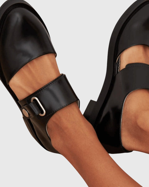 לינה - נעלי מרי ג'יינס עם סגירה בקליפס