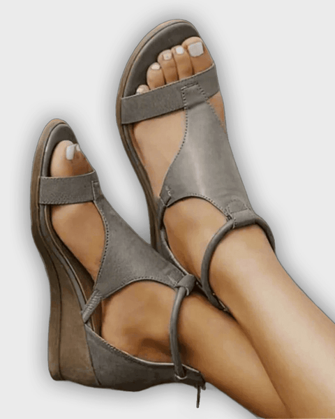 סנדלים אורטופדיים מעור לנשים