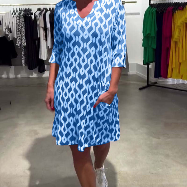 Jacqueline - שמלה מודפסת באורך מידי עם צווארון גבוה