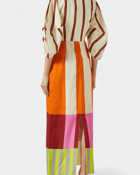 אליסון שמלה רכה עם מחשוף קדמי ושרוולים תפוחים