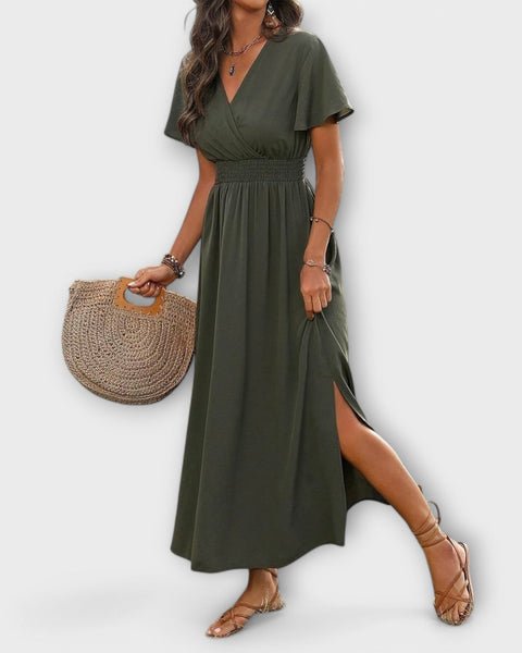 שמלת בוהו אלגנטית עם צווארון V ושרוולים ארוכים