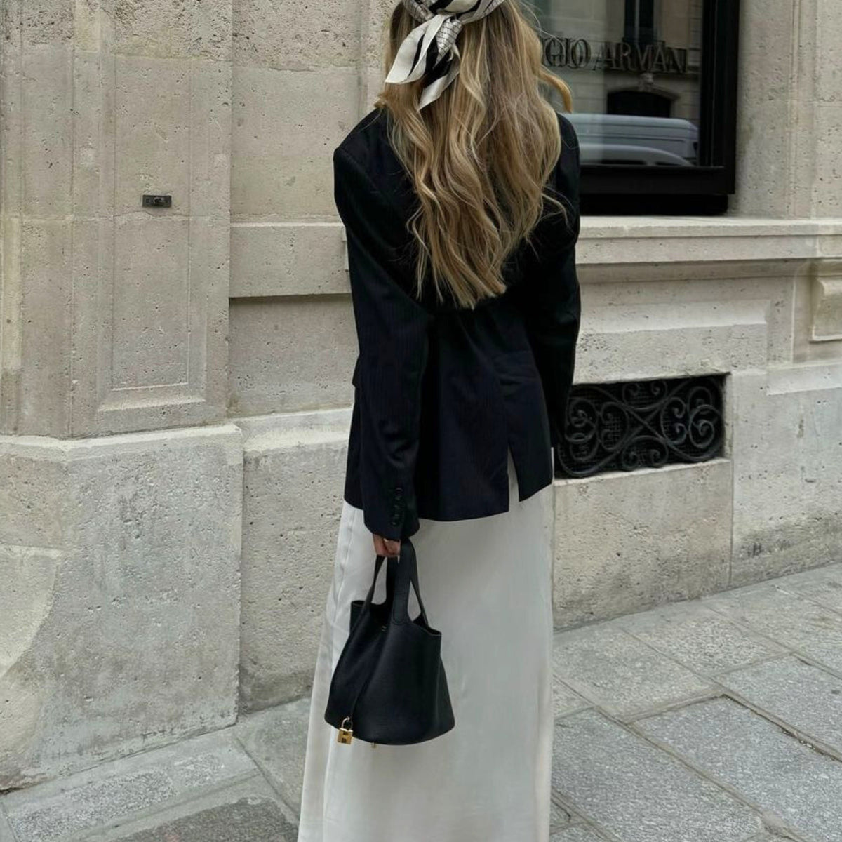 גלאיזה | תיק דלי עם מנעול זהב חלק