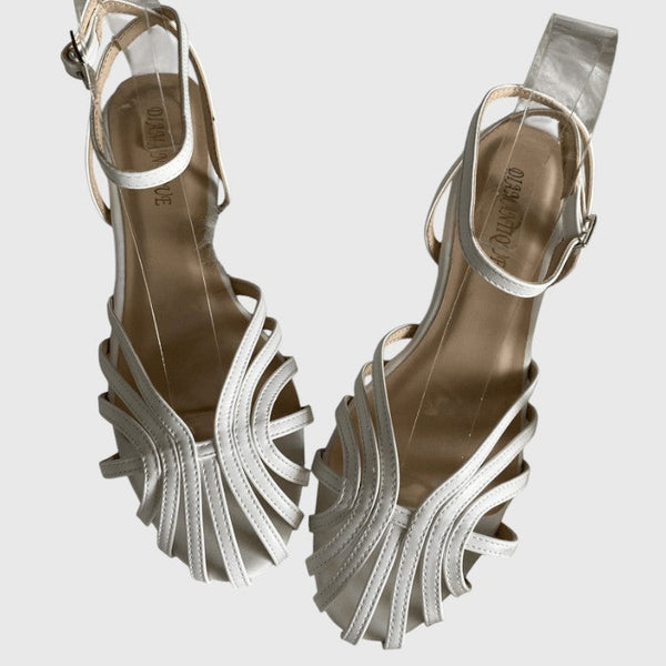 יעלי - בלרינות קלועות אלגנטיות