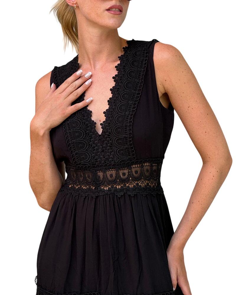 קלרה – שמלת מקסי אלגנטית מתחרה עם צווארון וי