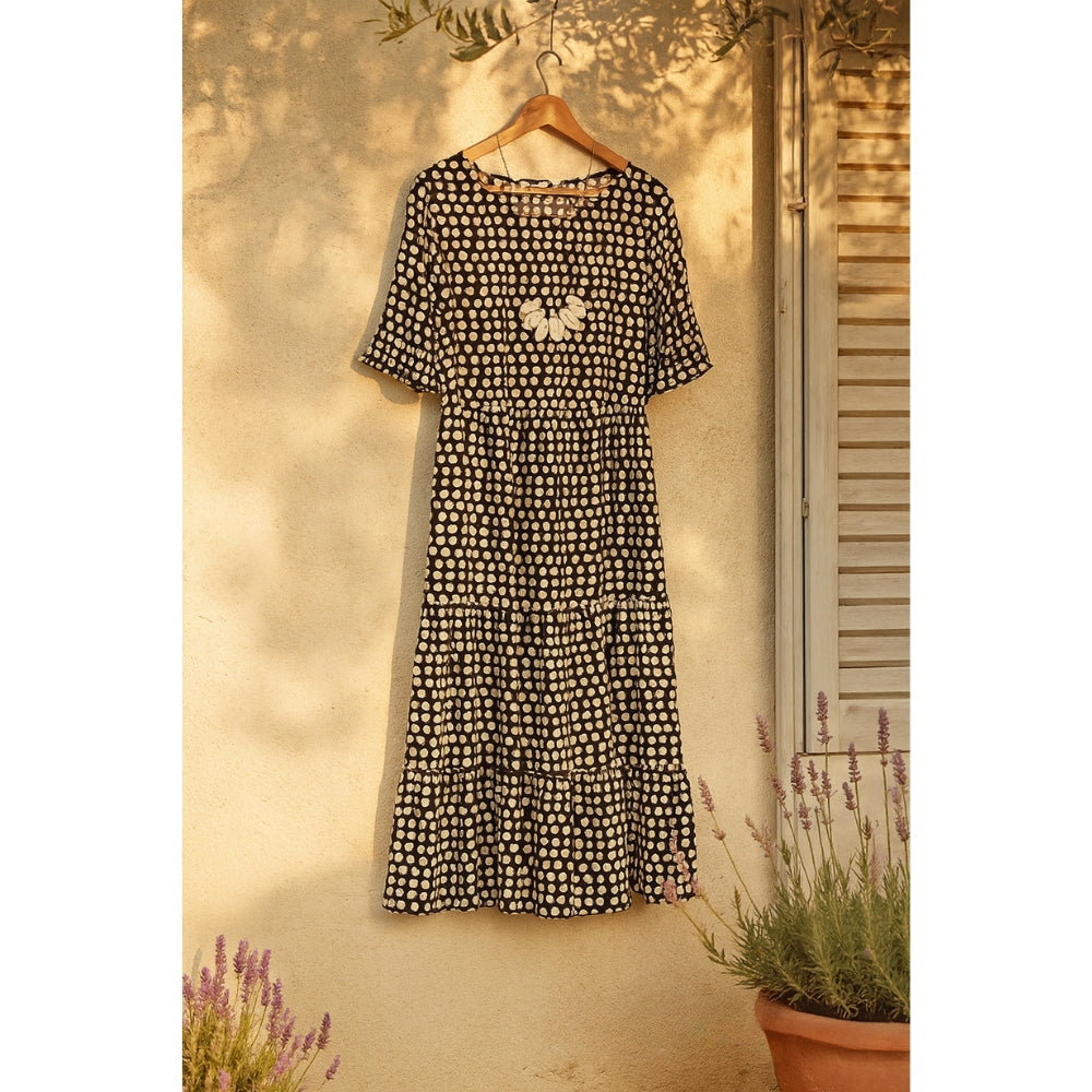 Mariam - שמלת מידי עם שרוולים קצרים