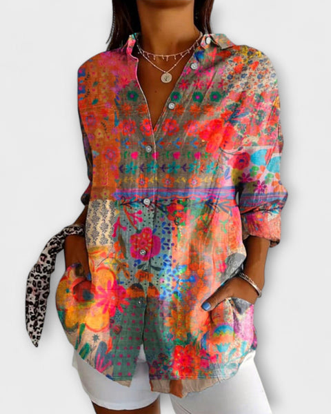 חולצת כפתורים נשית עם הדפס פרחוני - שרוולים ארוכים