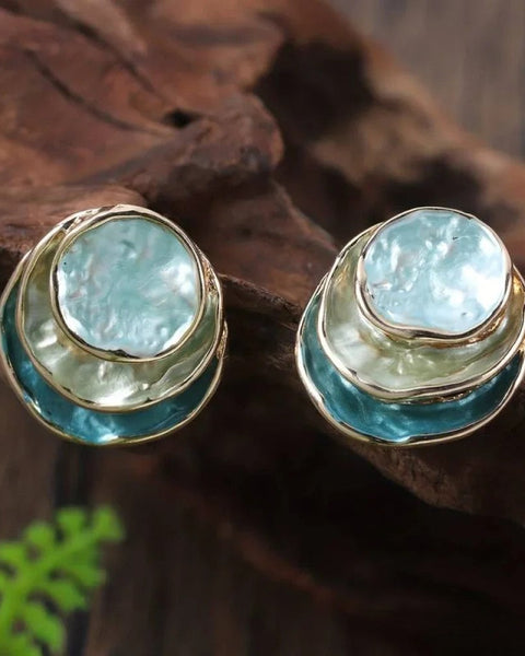 עגילי לורה מעוגלים בעבודת יד - תכשיטים יוקרתיים ושכבתיים