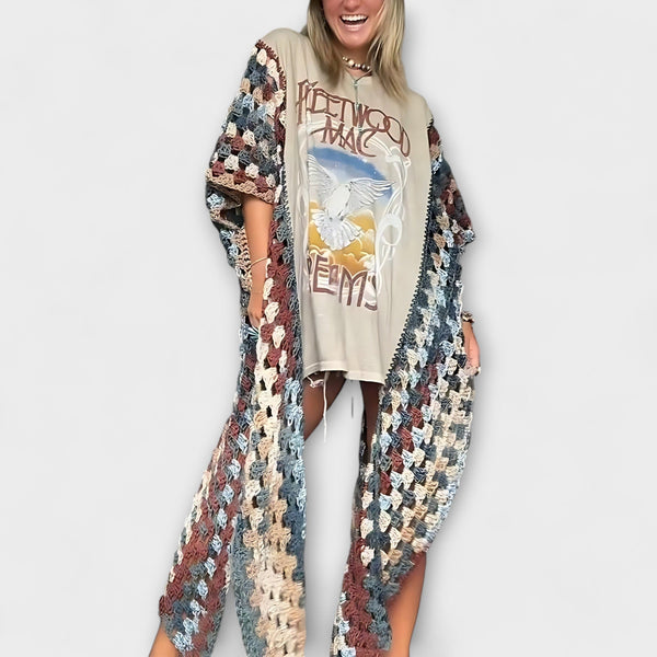 חולצת טי עם עיצוב שרוולים ייחודי