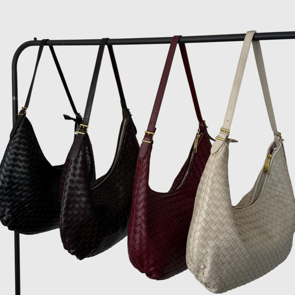 קרלין | תיק צד אלגנטי מרווח