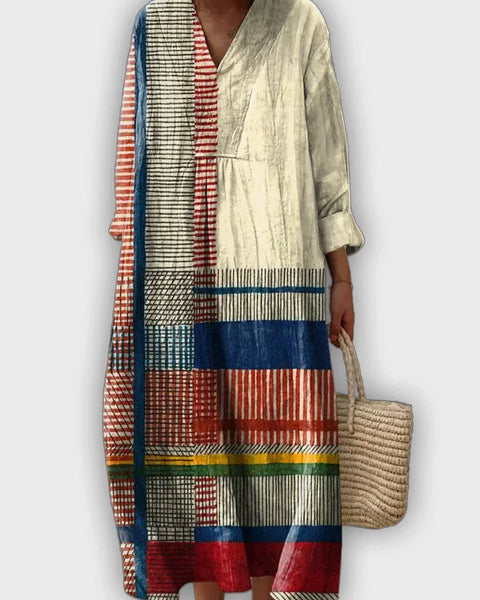 שמלת גיאומטרית עם סילואט זורם