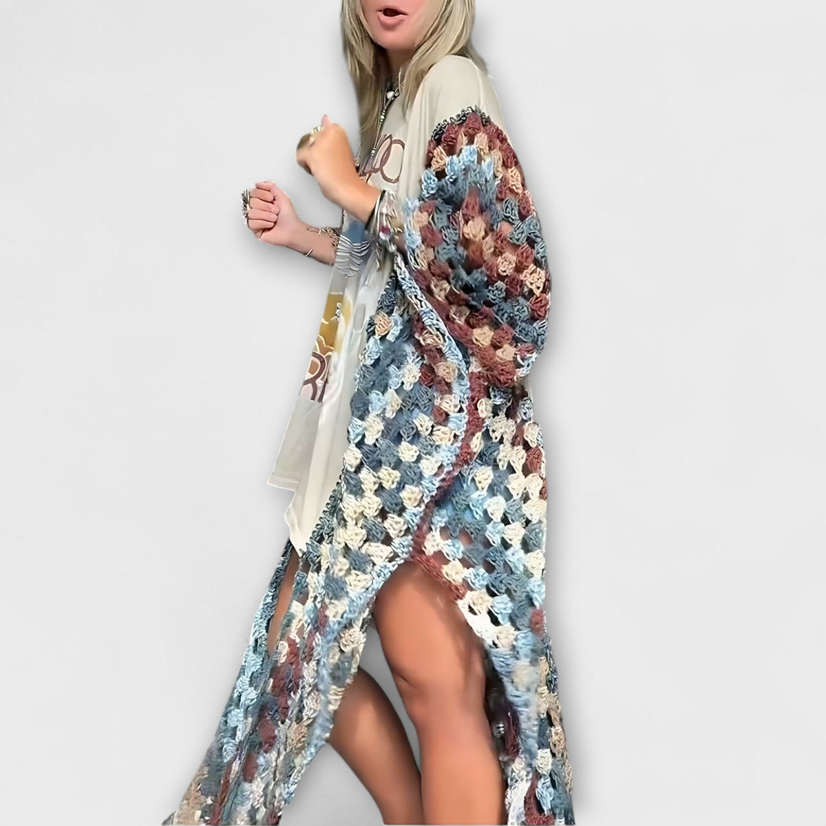 חולצת טי עם עיצוב שרוולים ייחודי