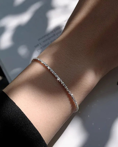 צמיד אלגנטי מנצנץ עם תצוגת יוקרה