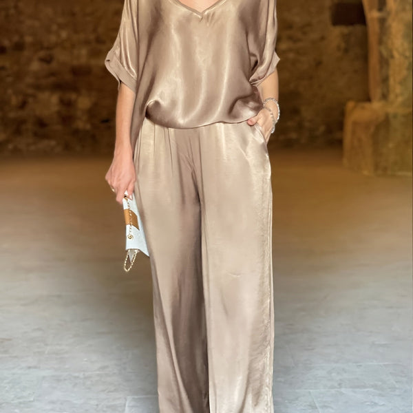 Ashlee - סט אלגנטי עם שרוולים קצרים