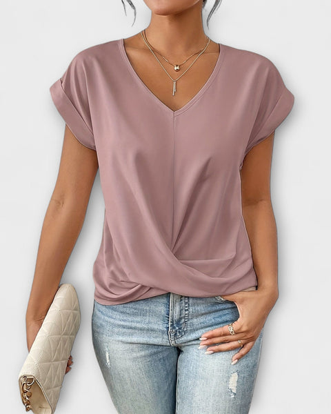 חולצת וי עם קסם