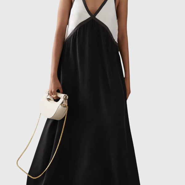 שמלת בוהו קיץ עם צווארון V