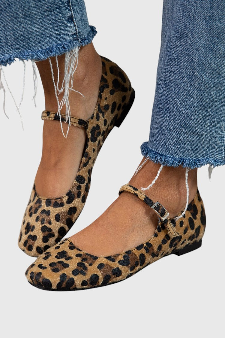 מאיה - נעלי בובה בהדפס חיות