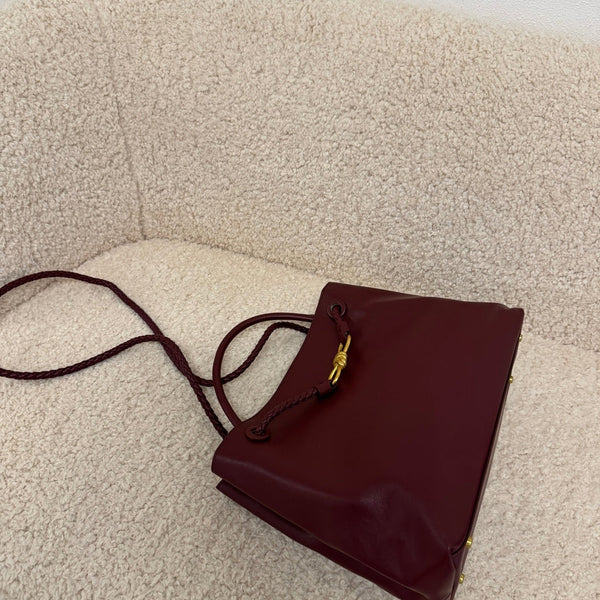 עמיליה | תיק רב-תכליתי מעוצב