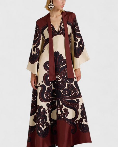 מאריצה שמלת ערב ארוכה עם צוואר גבוה ודפוס גרנדילה