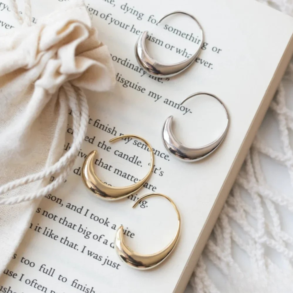 עגילי מעצב אלגנטיים ואיכותיים