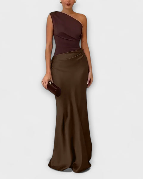 שמלת מקסי אסימטרית עם כתף אחת