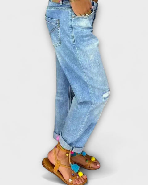 ג'ינס אביביים לנשים בגזרה נינוחה