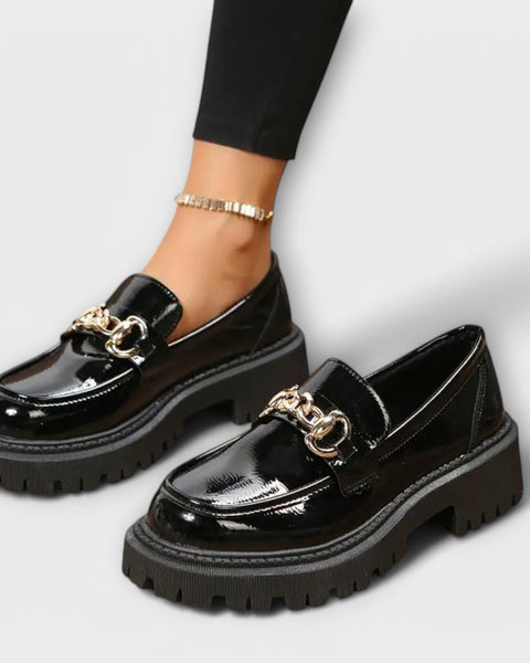 מגפי פלטפורמה לנשים עם אבזם סגירה