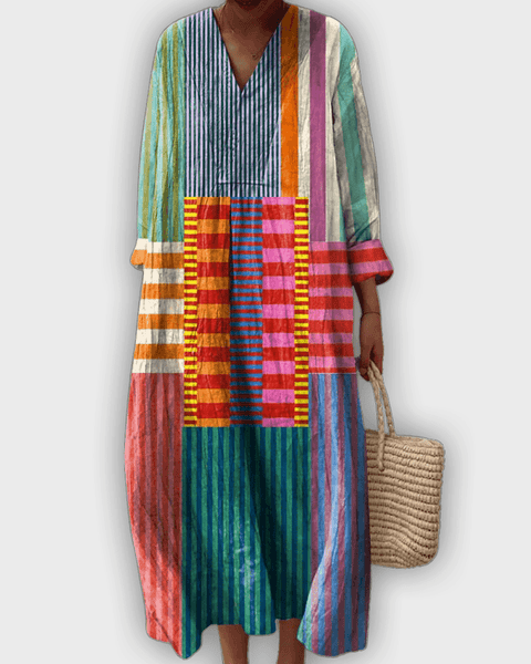 שמלת גיאומטרית עם סילואט זורם