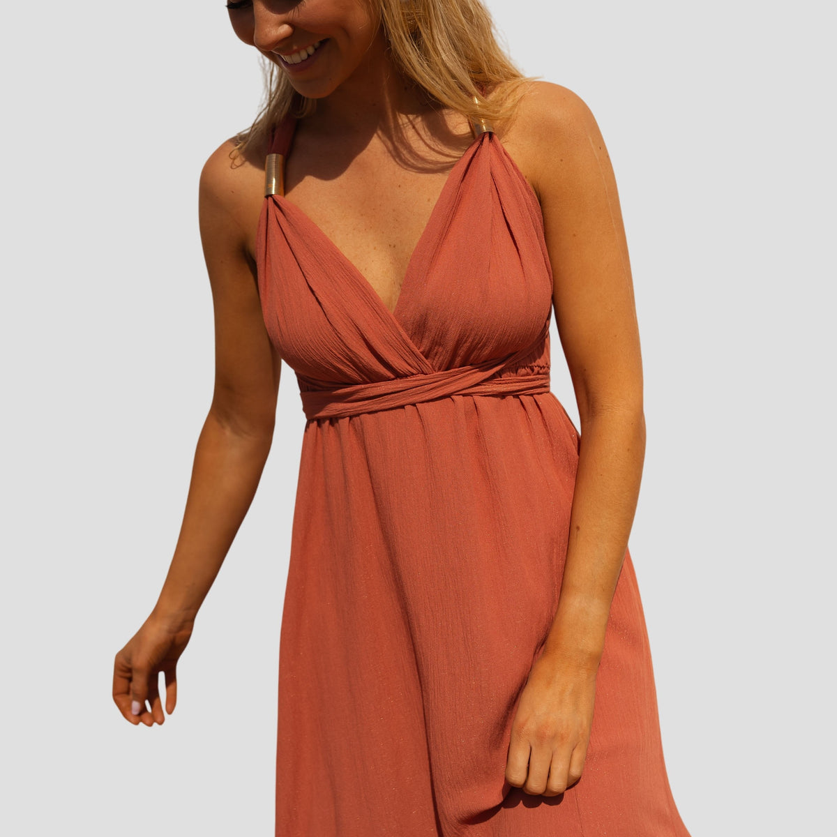 נלה™ | השמלה המולטי-פונקציונלית