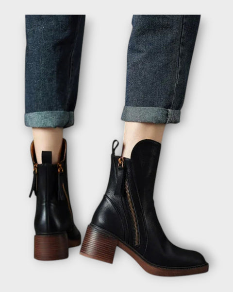 אילנה - מגפיים עם קו אלגנטי ופרטי רוכסן