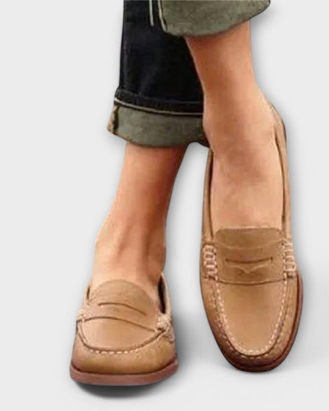 מגפי לואפר לנשים - קלאסיים ואלגנטיים