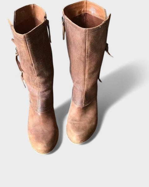 לטיסיה - מגפיים אלגנטיים