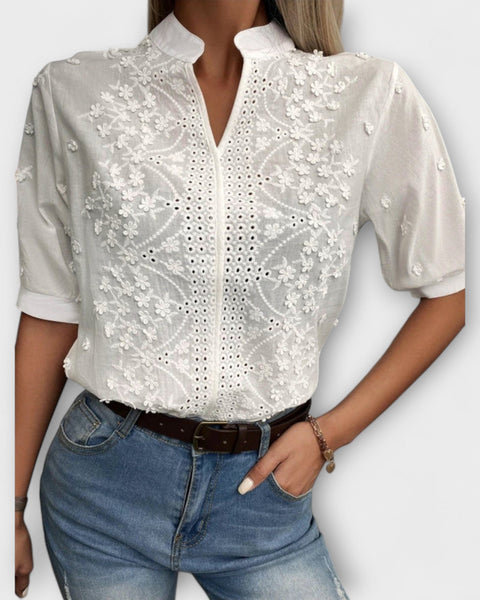 חולצת קיץ לנשים עם רקמה פרחונית