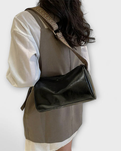 תיק צד וינטג' לורה - עיצוב נוח ומרשים