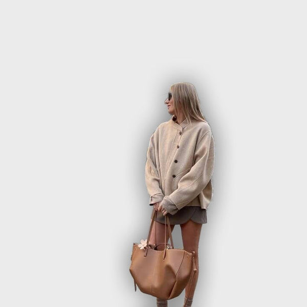 תיק נשיאה מעוצב עם קפלים בצדדים