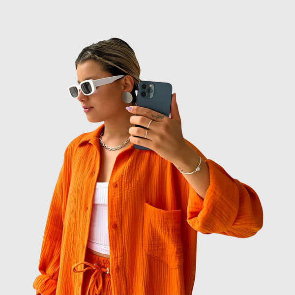 סט בד קיץ עם חולצה ומכנסיים קצרים