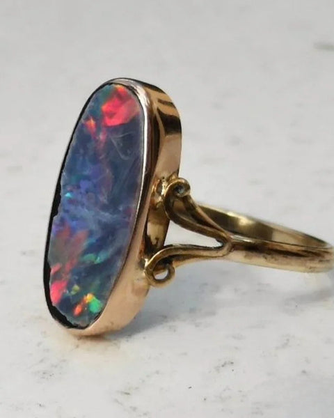 טבעת אופל רטרו יוקרתית עם עיצוב ייחודי