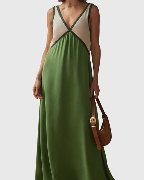 שמלת בוהו קיץ עם צווארון V