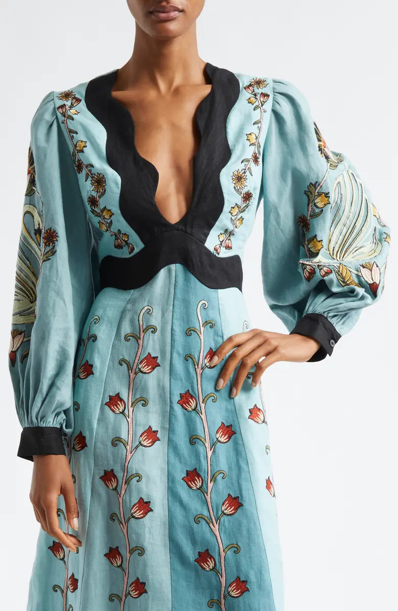 Dalila - שמלה פרחונית אלגנטית ליום יום