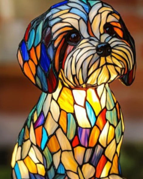 פאפואיל - מנורת כלב מזכוכית צבעונית עם נגיעה קסומה