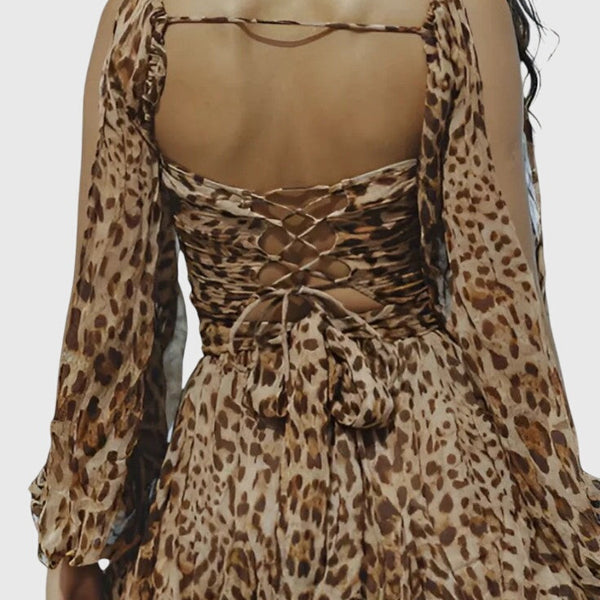 שמלות מיני עם צווארון V ושרוולים קלים