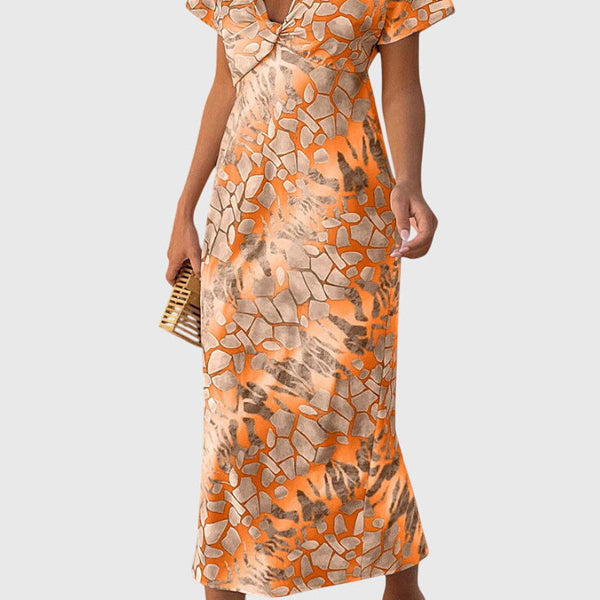 שמלות עם הדפס אבסטרקטי וחשיפת צוואר V