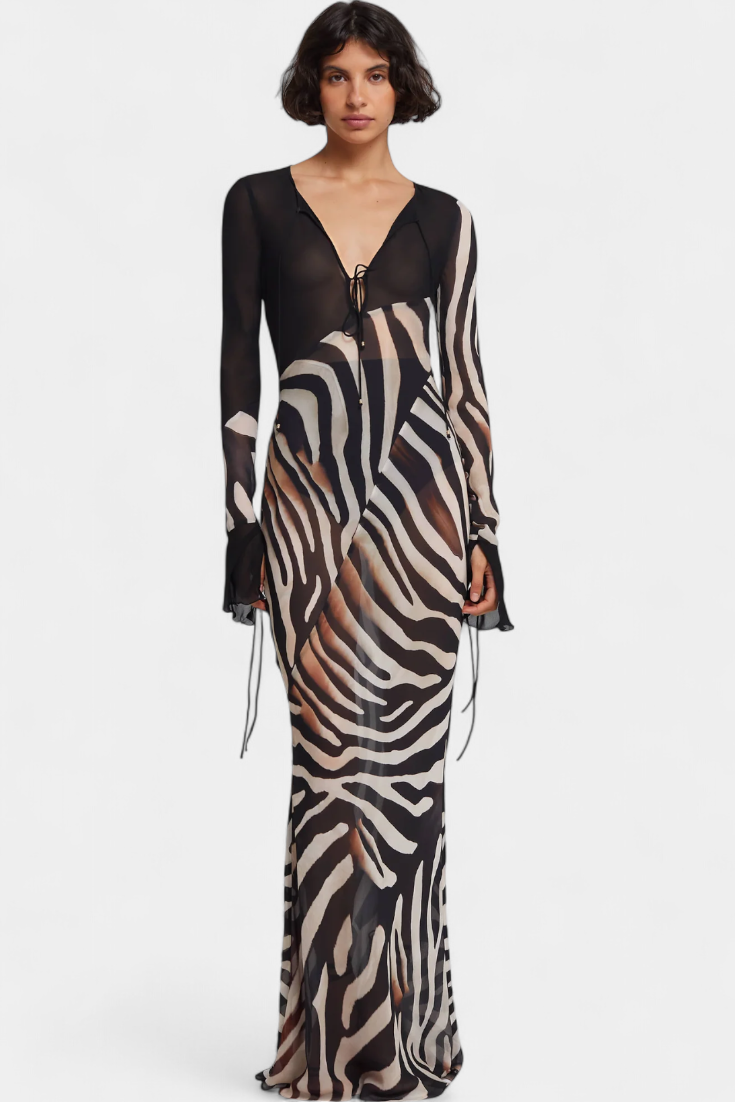 שמלת טייסיה ארוכה עם הדפס חיות וחשיפה עמוקה