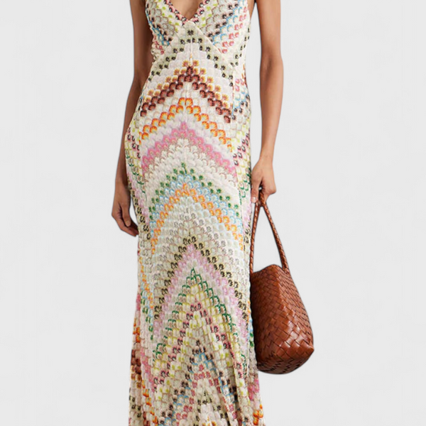 אגוסטינה שמלת תחרה ארוכה עם מחשוף V ודוגמת זיגזג