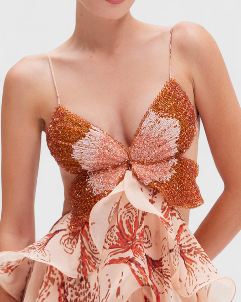 סמלת ג'ולייט עם רפפות וחשיפת יהלום