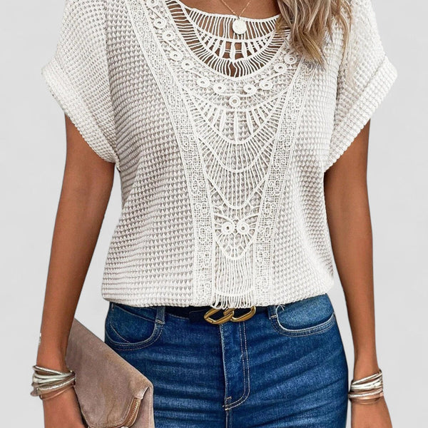 אלבה | טי-שירט תחרה עם שרוולים קצרים